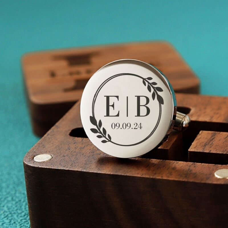 Bouton de manchette personnalisé Couple Initiale Nom Design Couronne Merveilleux cadeau d'anniversaire pour lui