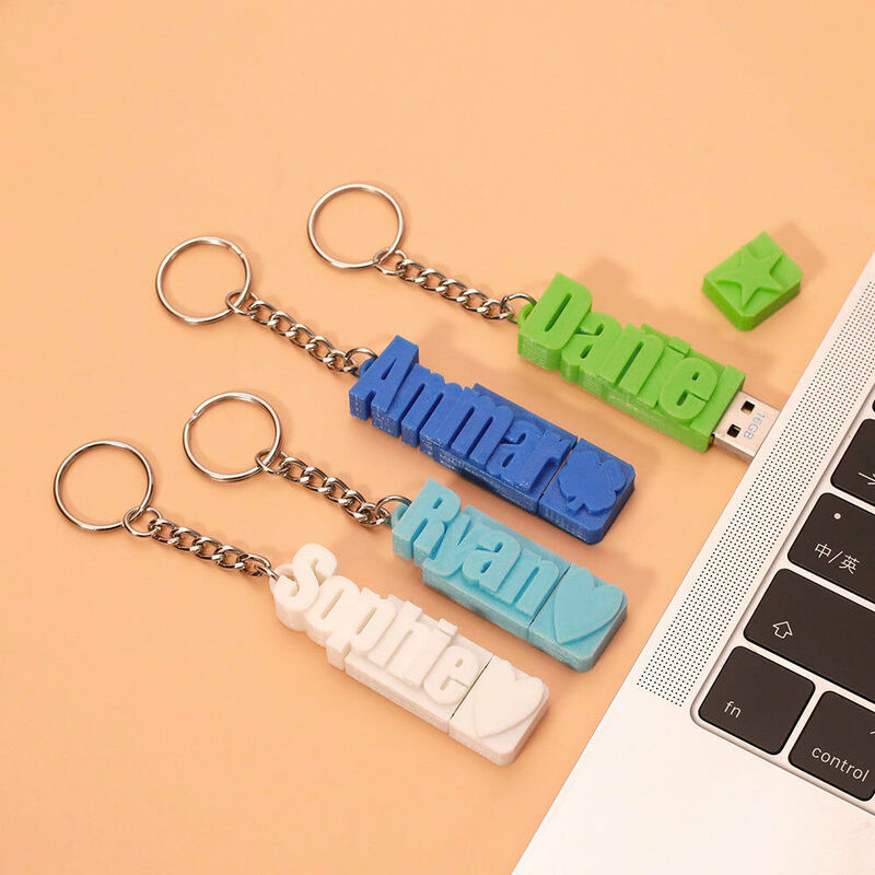 Personalisiertes USB-Stick-3D-gedrucktes Schlüsselanhänger Individueller Name Kreatives Geschenk für Kollegen