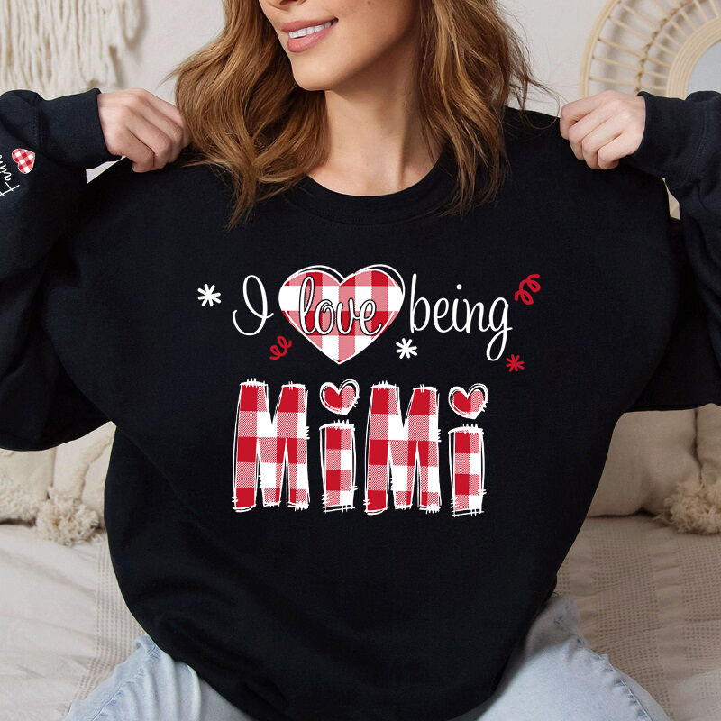 Personalized Sweatshirt I Love Being Mom Chic Plaid Pattern Design Attractive Mother's Day Gift