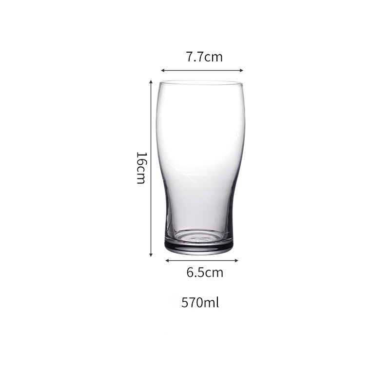 Verre à bière personnalisé avec motifs de coeurs Cadeau intéressant pour les couples