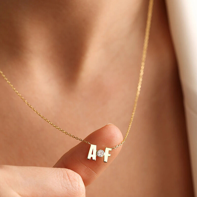 Personalisierte Buchstaben-Halskette mit Geburtsstein Süßes Geschenk für Paare