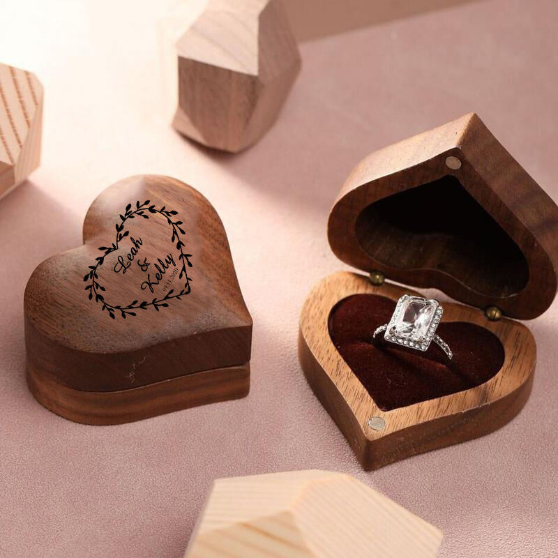 Personalized Name Wooden Ring Box with Leaves Pattern Romantic Valentine's Day
