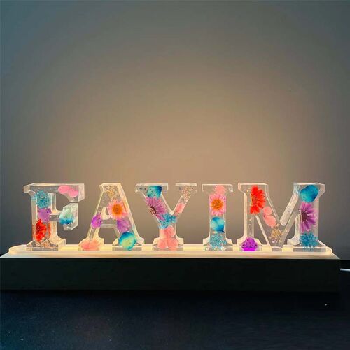 Custom Colorful Dried Flower Resin Name Letter Lamp-For Wife
