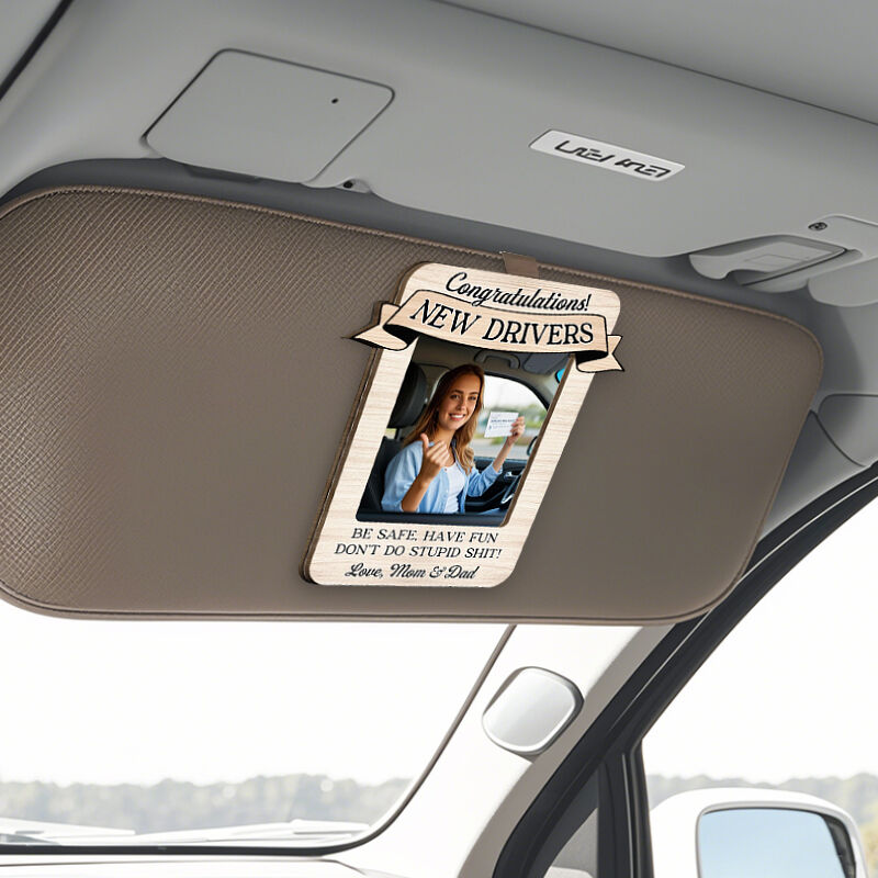 Customized Car Visor Clip with New Driver Photo Mini Photo Frame as a Celebration Gift for Friends
