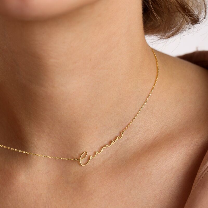 Collier personnalisé avec prénom Cadeau simple et exquis pour votre petite amie