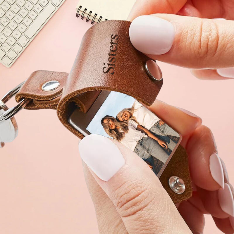 Llavero de piel personalizado con mini foto dentro y grabado regalo para él