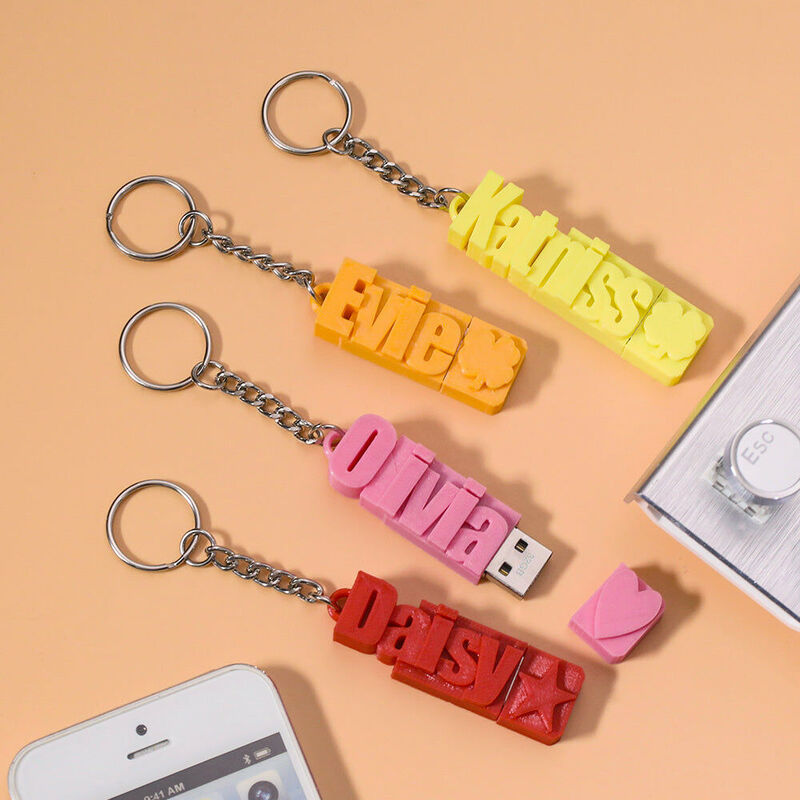 Personalisiertes USB-Stick-3D-gedrucktes Schlüsselanhänger Individueller Name Kreatives Geschenk für Kollegen