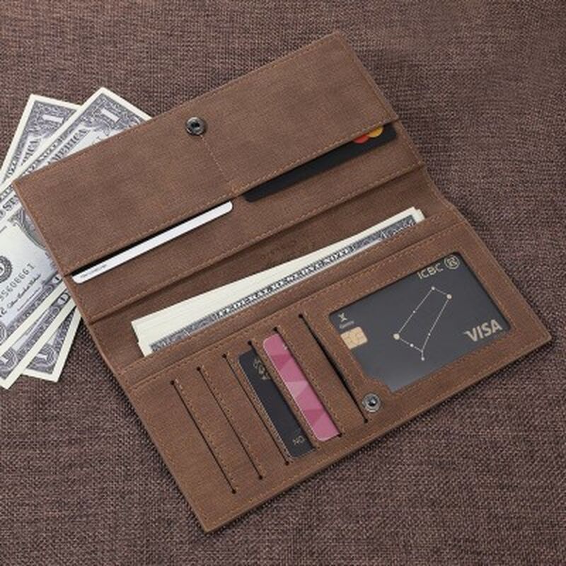 Billetera de hombre de estilo largo con foto personalizada con piel marrón