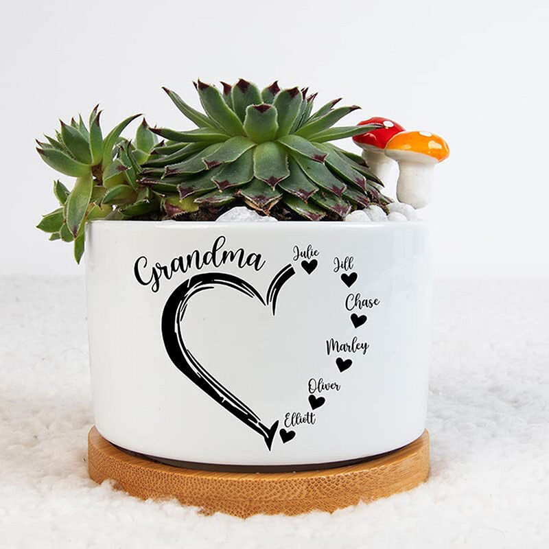 Personalized Flower Pot with Custom Name of Heart for Mother's Day