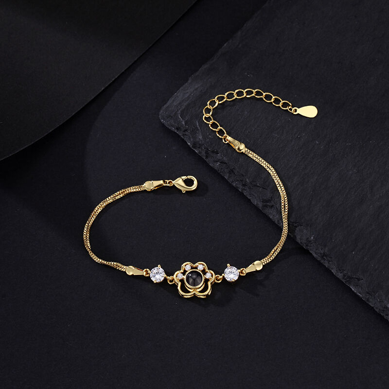 Personalized Projected Picture Bracelet With Claw Pendant Makes A Great Gift For Pet Lovers