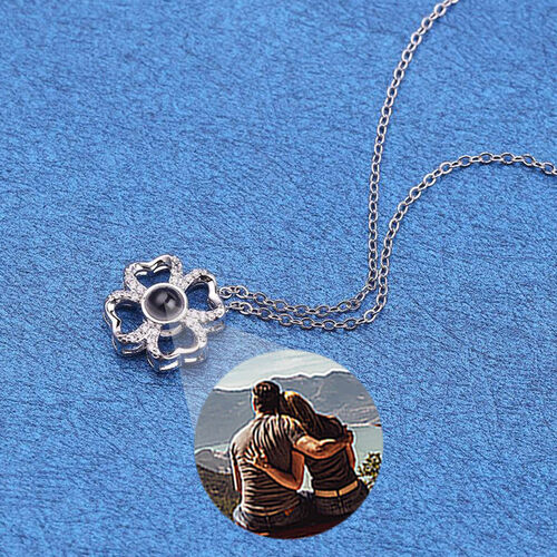 Personalized Photo Projection Necklace-Hollow Four-Leaf Clover