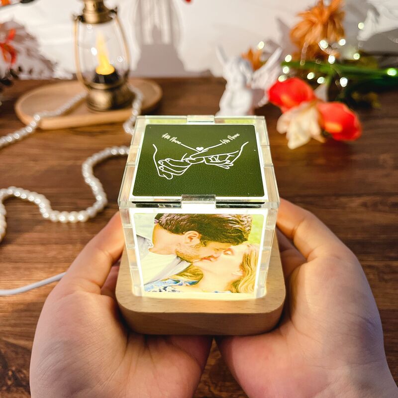 Personalisierte Foto-Acryl-Würfel-Lampe mit individuellem Namen Besonderes Geschenk für Ihren Liebsten