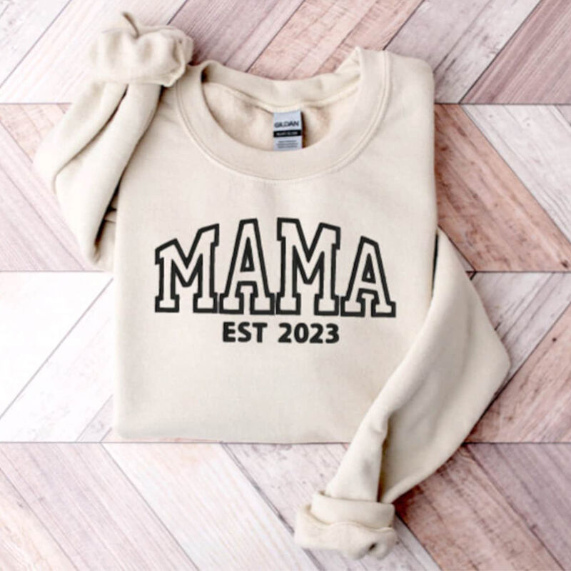 Personalized Sweatshirt Embroidered MAMA with Custom Year Simple Stylish Gift for Best Mom
