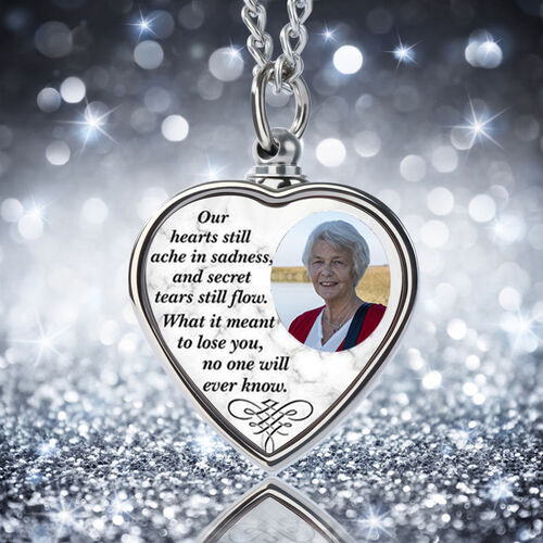 Collar de urna de cremación de foto personalizada para abuela conmemorativo