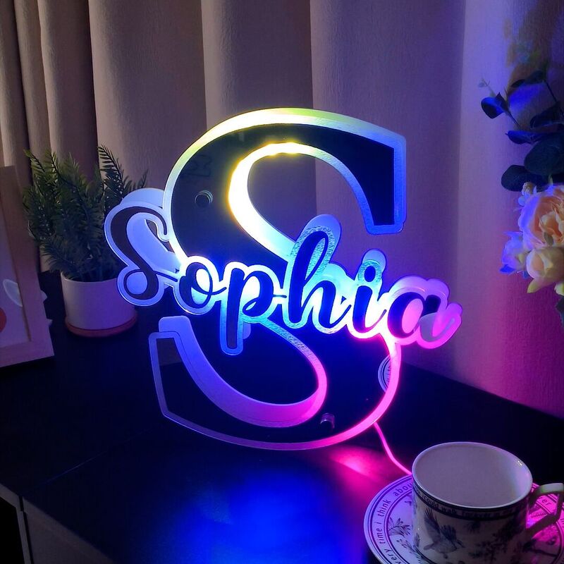 カスタマイズ イニシャル 名入れ LED ミラー 発光 ライト 壁掛け 12色変化 屋内装飾 リモコン付き 壁フック付き