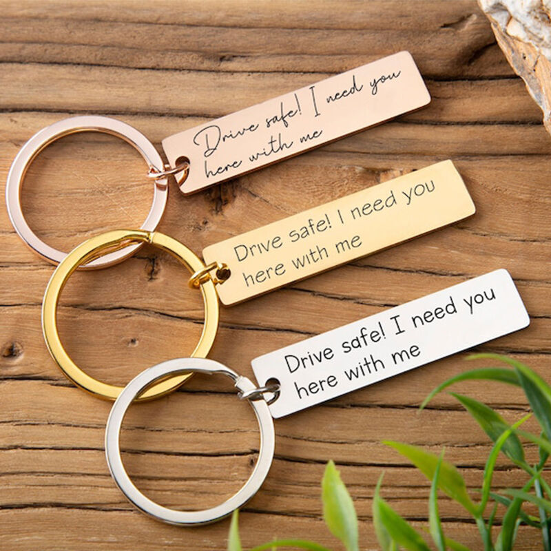 Gepersonaliseerde metalen sleutelhanger met aangepaste tekst Eenvoudig cadeau