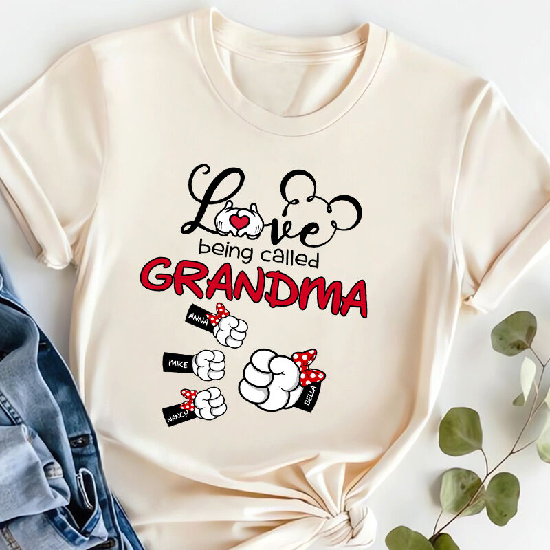 Personalisiertes T-Shirt Love Being Called mit individuellem niedlichen Faust-Design Perfektes Geschenk zum Muttertag