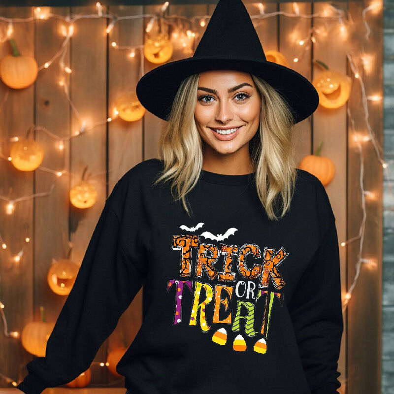 Halloween Design Sweatshirt "Trick Or Treat"