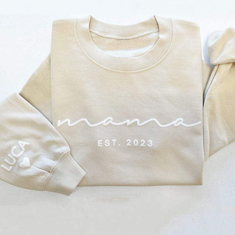Personalized Sweatshirt Customized With  3D text As A Warm Gift For Mom