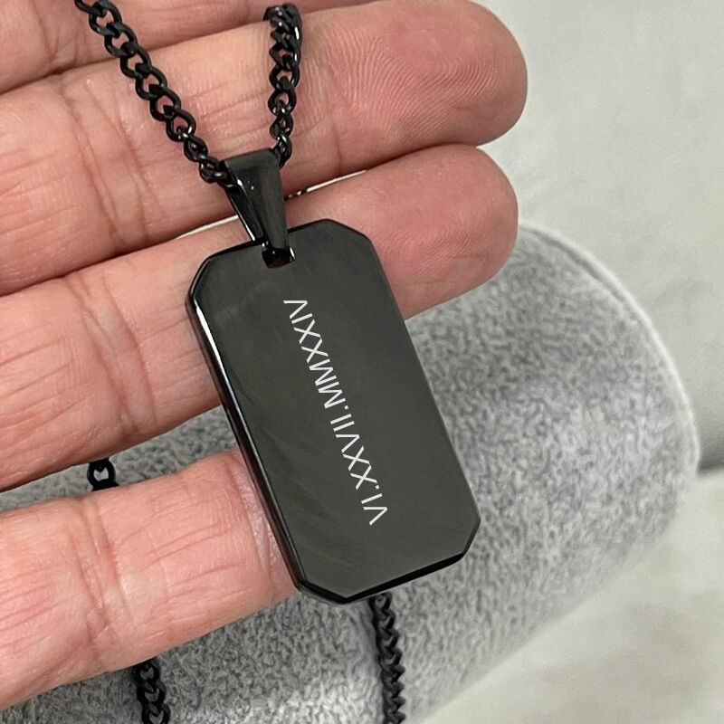 Gepersonaliseerde Dog Tag ketting aangepaste Romeinse datum geschenk voor verjaardag
