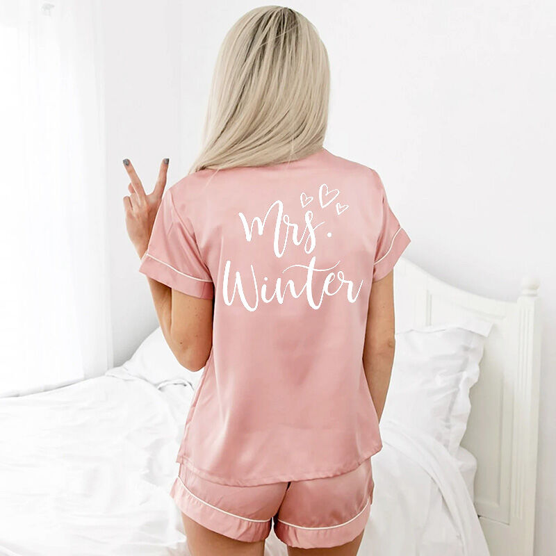 Conjunto de pijama personalizado con grabado personalizado. Hermoso regalo para tus seres queridos.