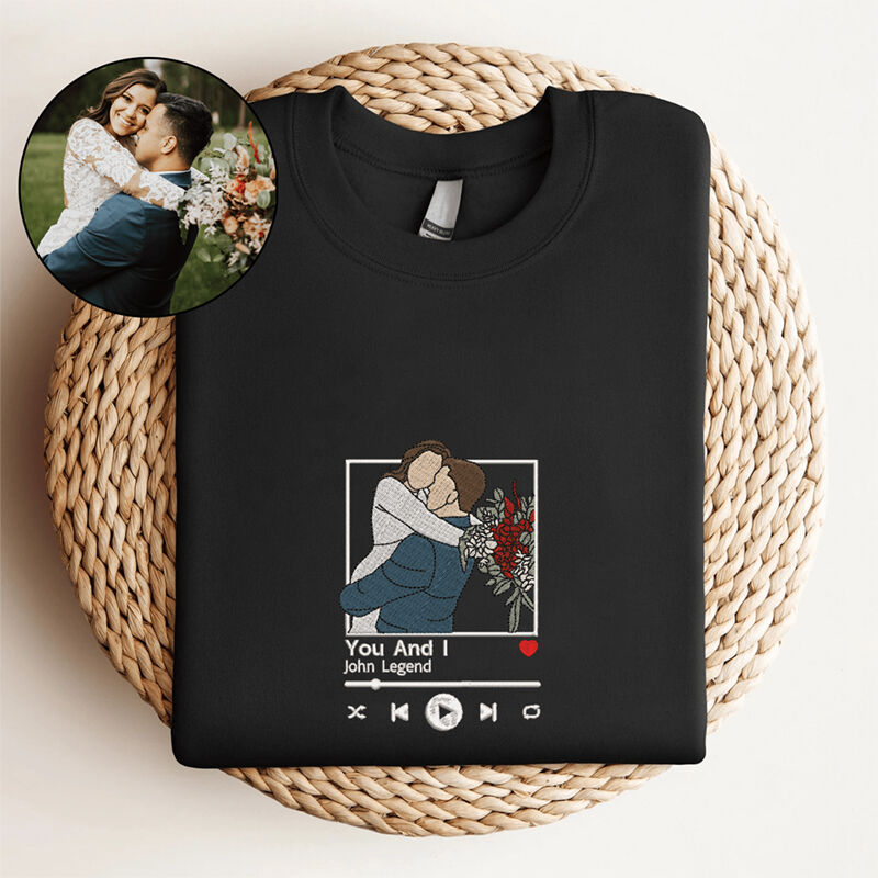 Sudadera personalizada bordada de foto de pareja en color con diseño de reproductor de música para amante