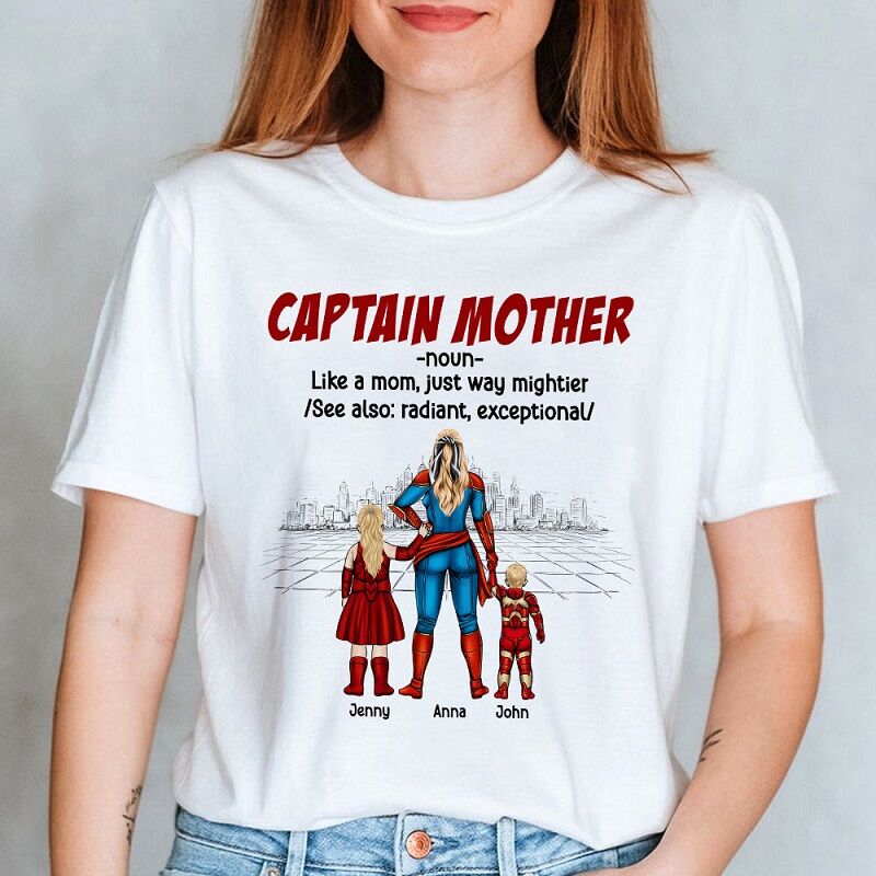 T-shirt personalizzata Capitan Madre Modello di eroe personalizzato Regalo attraente per la festa della mamma