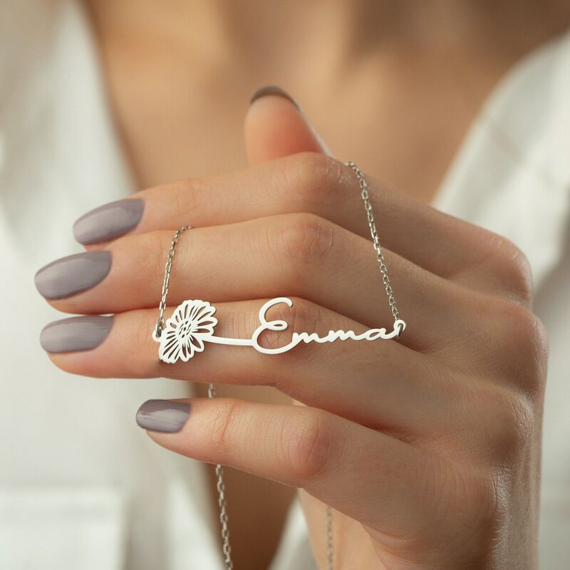 Personalized Name Necklace With Birthday Flowers And Exquisite Gift For Wife