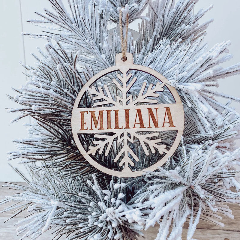 Personalized Name Round Wooden Snowflake Christmas Decoration