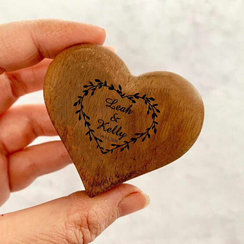 Personalized Name Wooden Ring Box with Leaves Pattern Romantic Valentine's Day