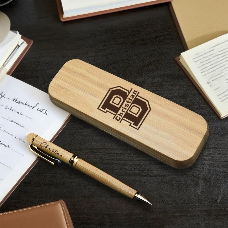 Personalisierte Schreibset mit individuellen Initialen und Namen Einfaches Design Attraktives Geschenk für Freunde