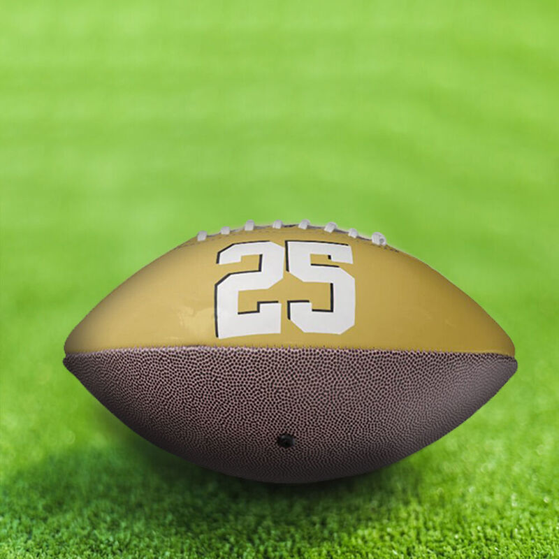 Balón de fútbol personalizado con nombre y matrícula. Regalo exclusivo con logotipo personal para jugadores.