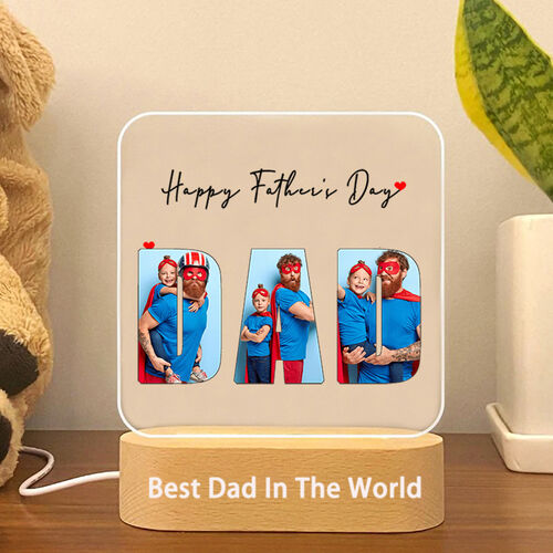 Lampada con placca in acrilico personalizzata con foto su misura per il regalo della festa del papà
