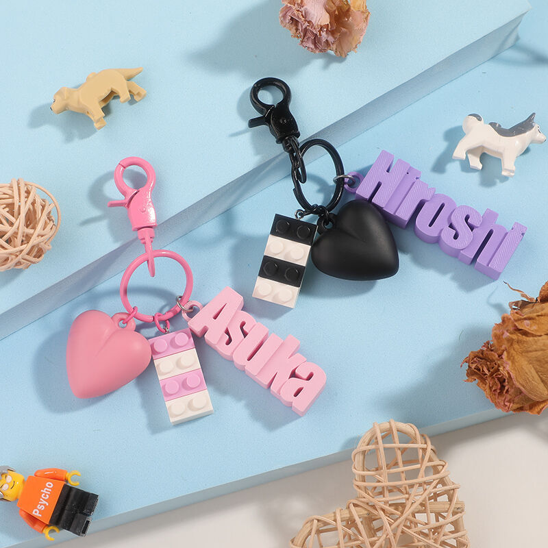 Porte-clés 3D personnalisé avec accessoires en forme de cœur, cadeau de Noël amusant pour petite amie