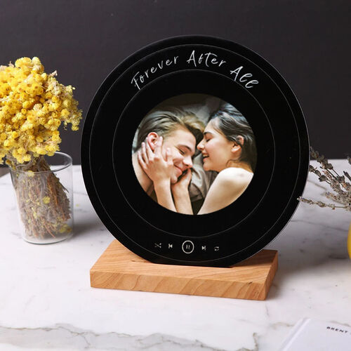 Cadre photo en forme de disque en acrylique personnalisé pour un joli couple