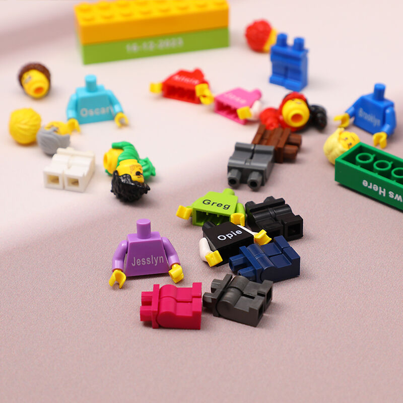 Minifigure personalizzata con accessori e animali riscalda il regalo per la festa della mamma