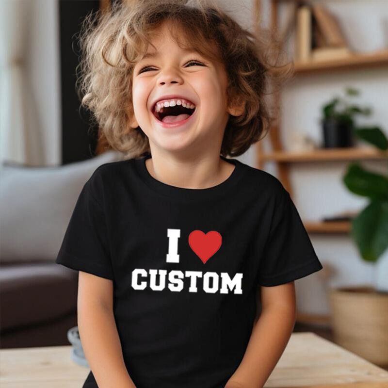 Les t-shirts personnalisés pour enfants peuvent être personnalisés pour des cadeaux d'anniversaire spéciaux pour les enfants.