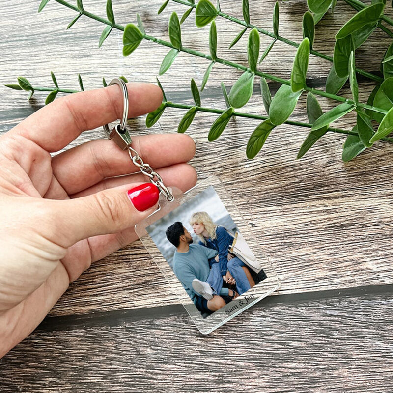 Personlig akrylnyckelring med anpassad fotogåva för par