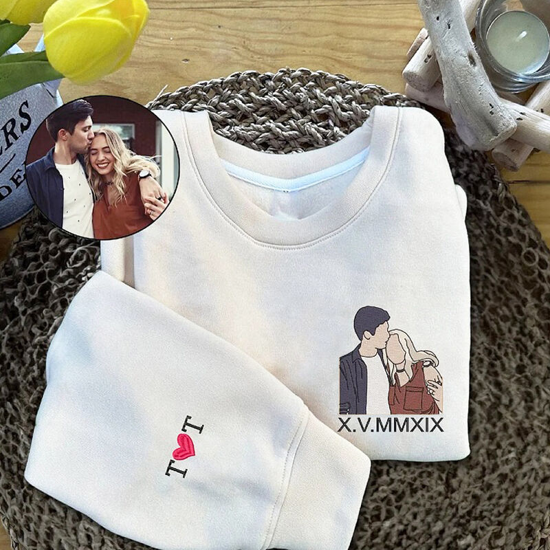 Sweatshirt personnalisé avec photo brodée et date en chiffres romains Cadeau idéal pour un anniversaire de couple