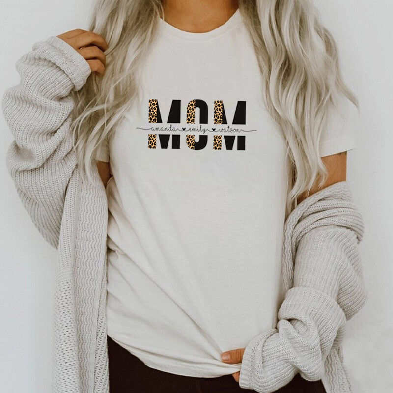 T-shirt personnalisé maman imprimé léopard avec nom personnalisé pour la fête des mères