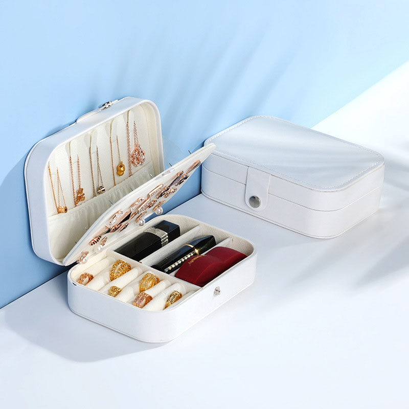 Joyero rectangular personalizado con nombre y corazón vacío para mamá