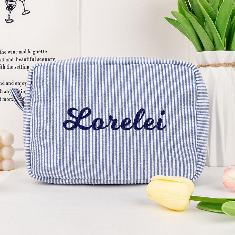 名入れ ネーム 刺繍 シアサッカー ファスナー式 化粧バッグ コスメポーチ オリジナル