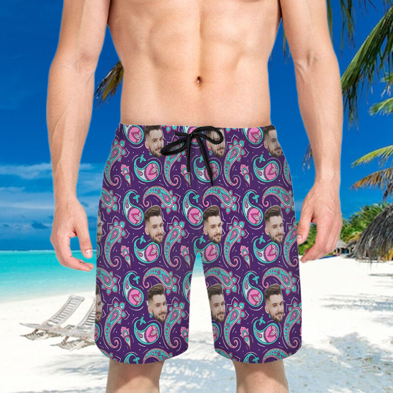 Personalisierte Foto Herren Strandshorts mit lila Muster Perfektes Geschenk für die Familie