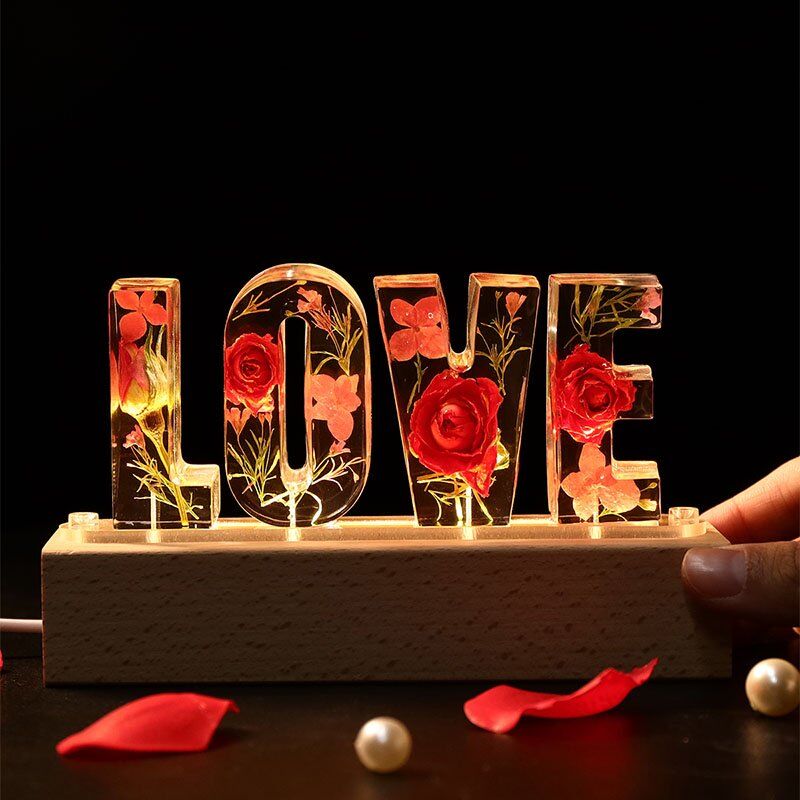 Custom Dried Flowers Resin Letter Lamp-LOVE