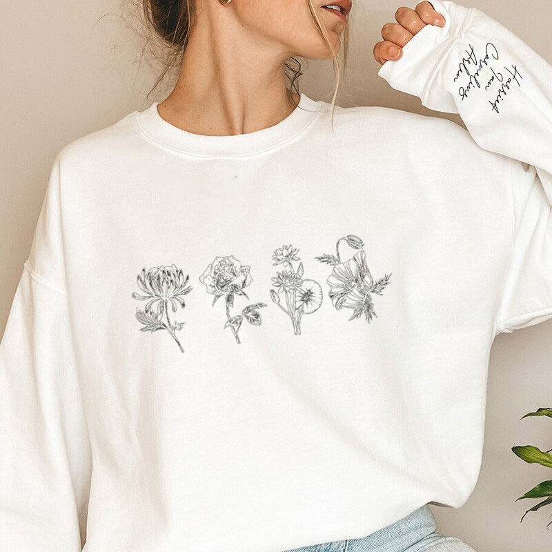 Personalized Sweatshirt with Custom Name and Flower for Mother's Day