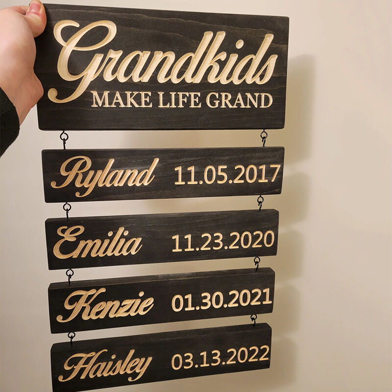 Cartello in legno personalizzato "I nipoti rendono la vita grandiosa", design da appendere, regalo ricordo di famiglia per i nonni