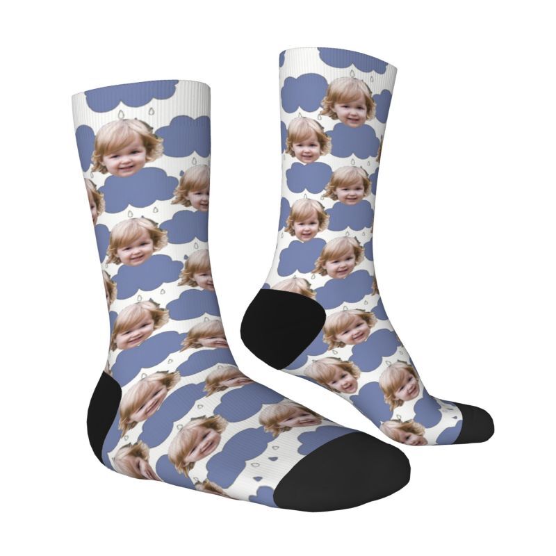 Gepersonaliseerde sokken met 3D print en kinderfoto's als cadeau voor mama