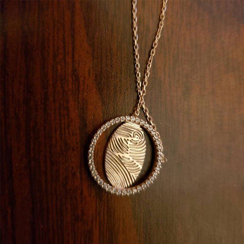 Personalized Fingerprint Necklace For Women & Memorial Jewelry