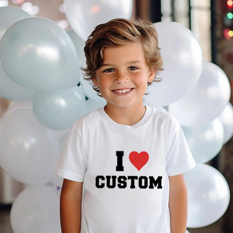 Les t-shirts personnalisés pour enfants peuvent être personnalisés pour des cadeaux d'anniversaire spéciaux pour les enfants.