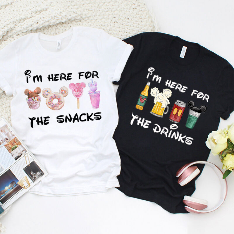 T-shirt personnalisé I'm Here For The Drinks and Snacks avec Yummy Food Pattern Cadeau amusant pour les amoureux